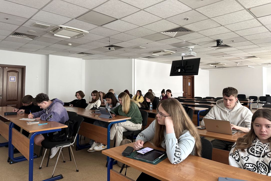 Защита проектов лицеистов программы «Введение в международную торговлю» Защита проектов лицеистов программы «Введение в международную торговлю»